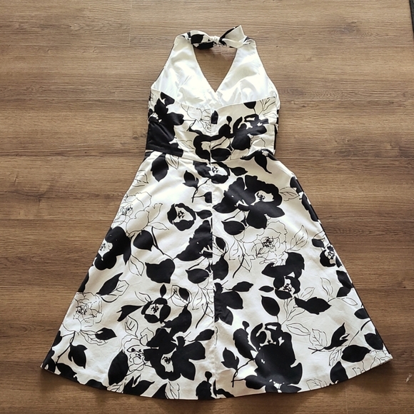 WHBM Halter Dress - Picture 4 of 9